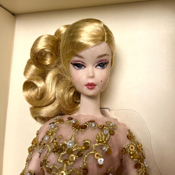 Blush & Gold cocktail Dress Silkstone Barbie Fashion Model Collection BFMC Doll Blush & Gold cocktail Dress Silkstone Barbie Fashion Model Collection BFMC Doll